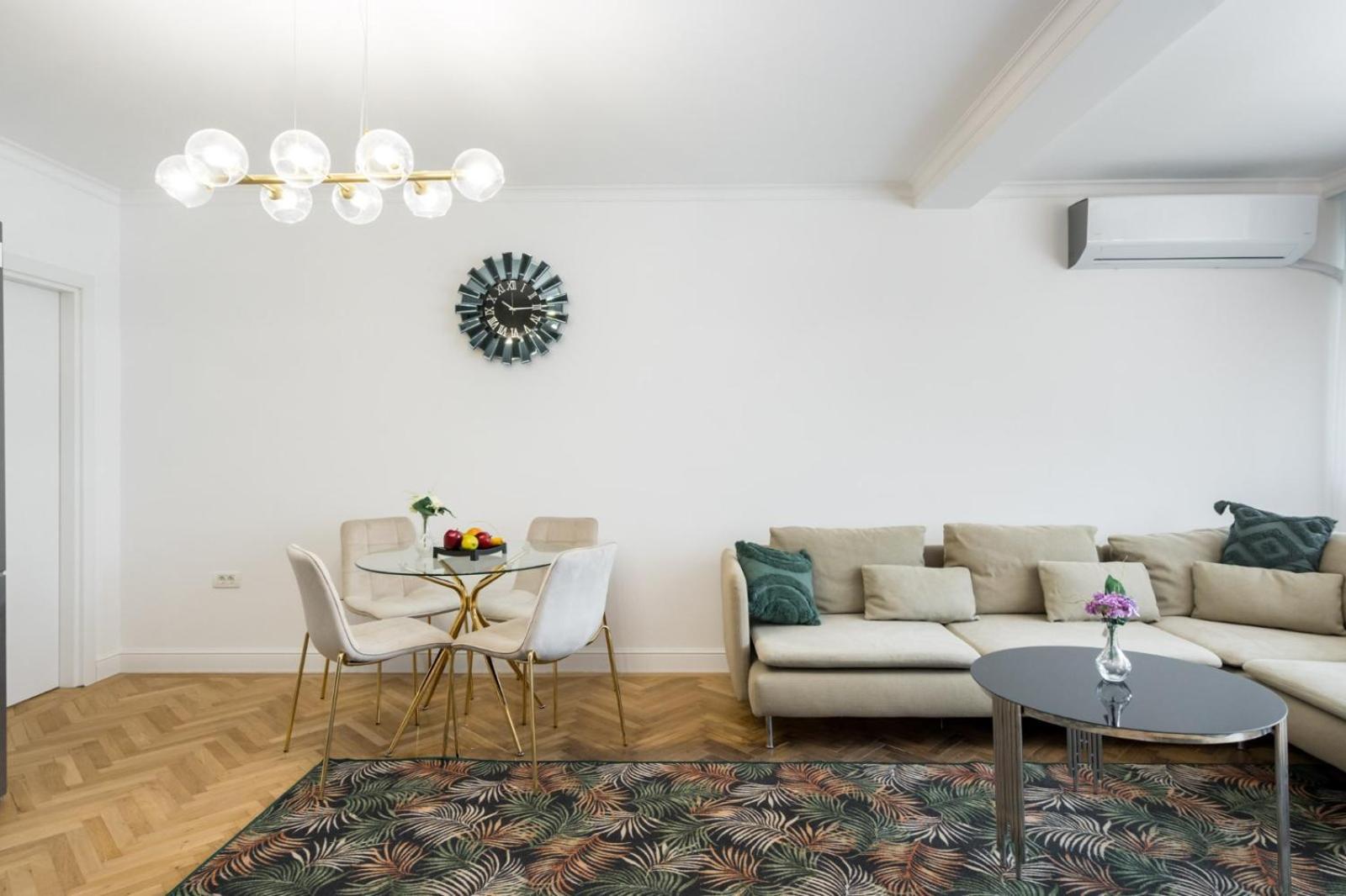 Luxury 2Br Apartment Calea Victoriei Bucarest Esterno foto