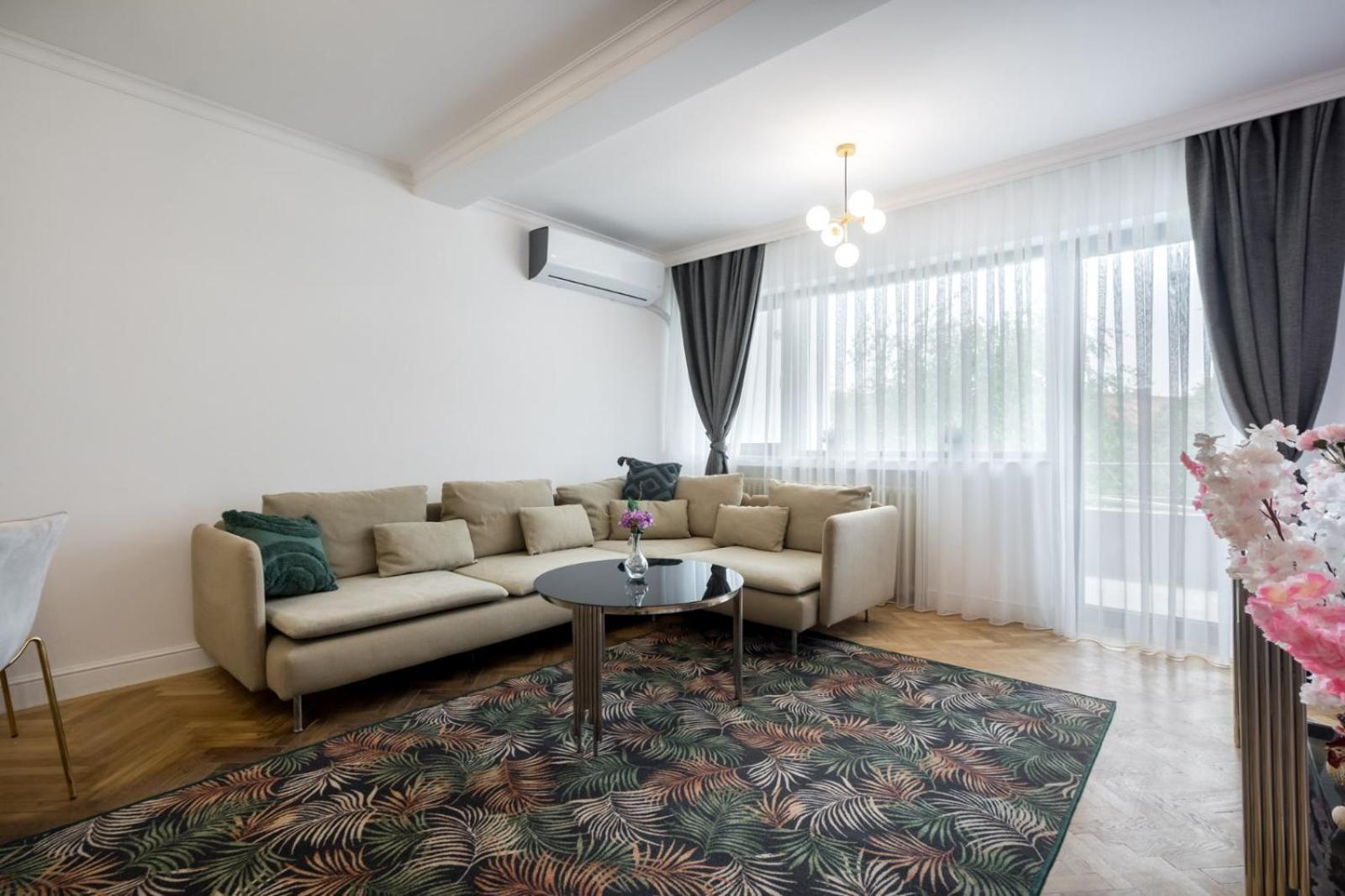 Luxury 2Br Apartment Calea Victoriei Bucarest Esterno foto