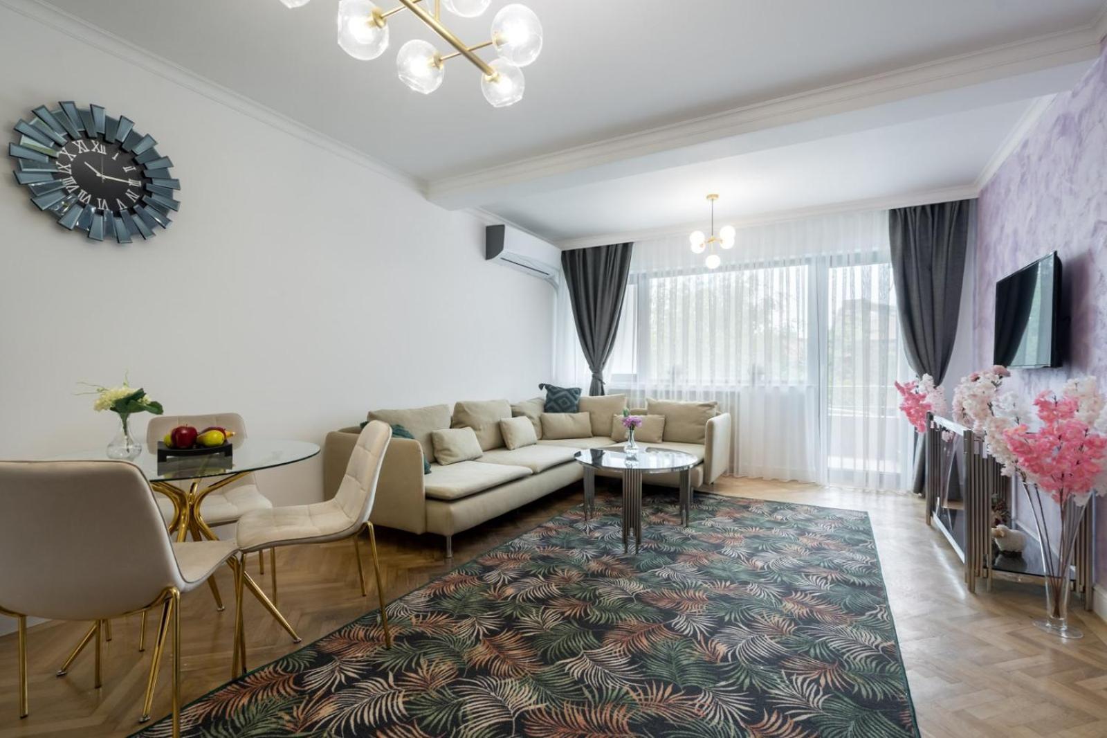 Luxury 2Br Apartment Calea Victoriei Bucarest Esterno foto
